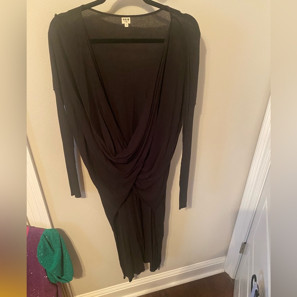 Uniq twist top
